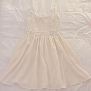 H&M cream lace dress, size 4 (xs)